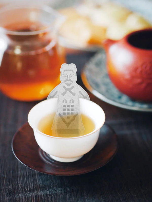「兵馬俑と古代中国～秦漢文明の遺産～」東京会場にて、天虫花草と７T+がコラボレーションしたお茶を販売中です。
